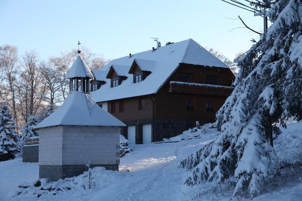 Koenig-In Hotel Hojsova Stráž Exterior foto